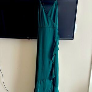 Emerald green Lulus gown